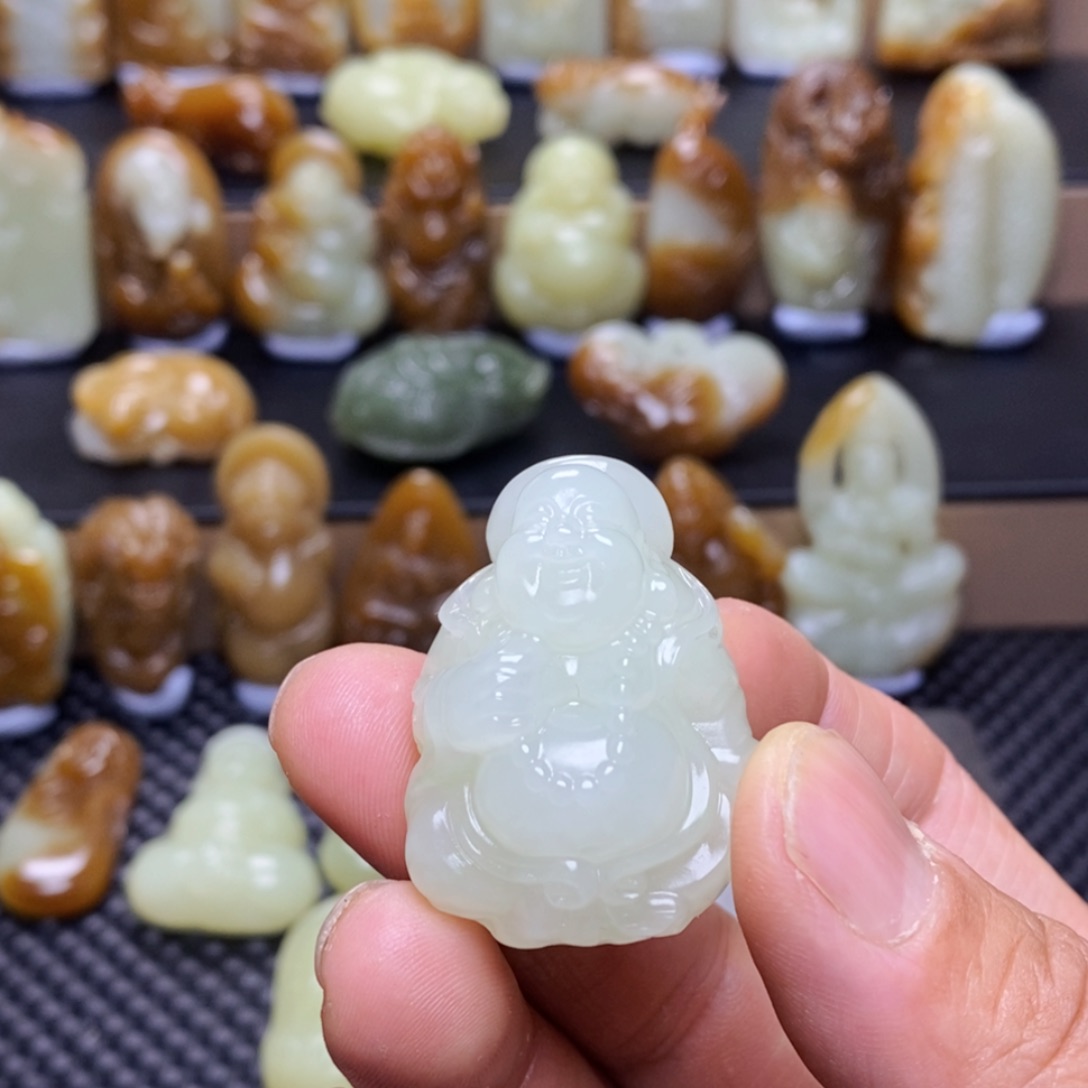 和田玉未镶嵌吊坠(不含链)