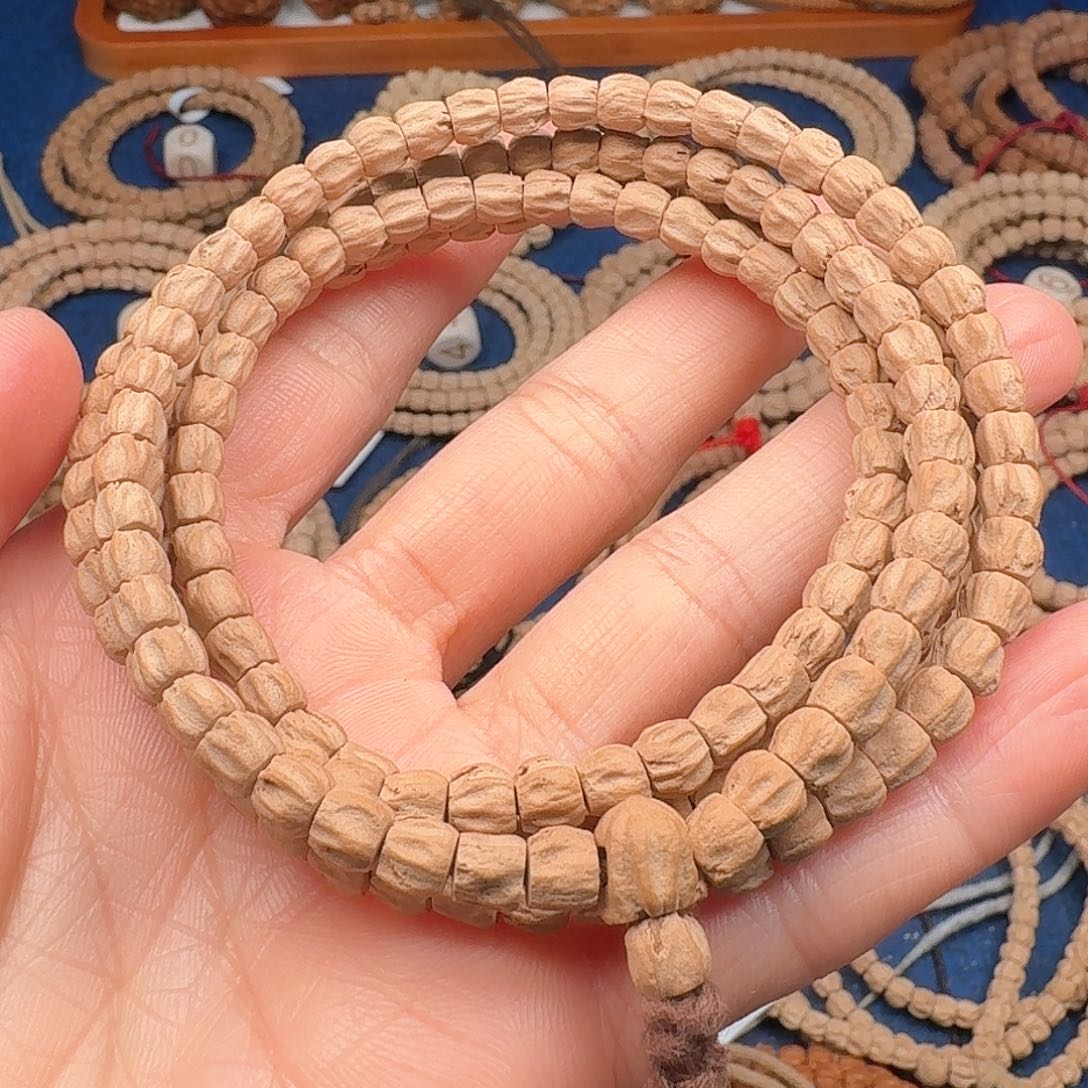 柏香籽/百香籽吊坠