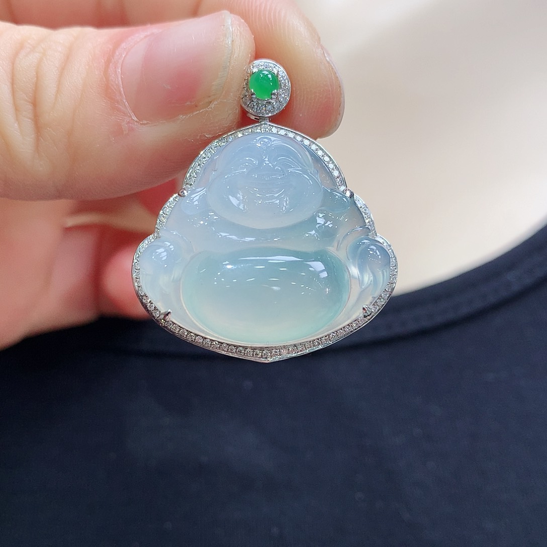 翡翠颈饰18K金镶嵌佛公