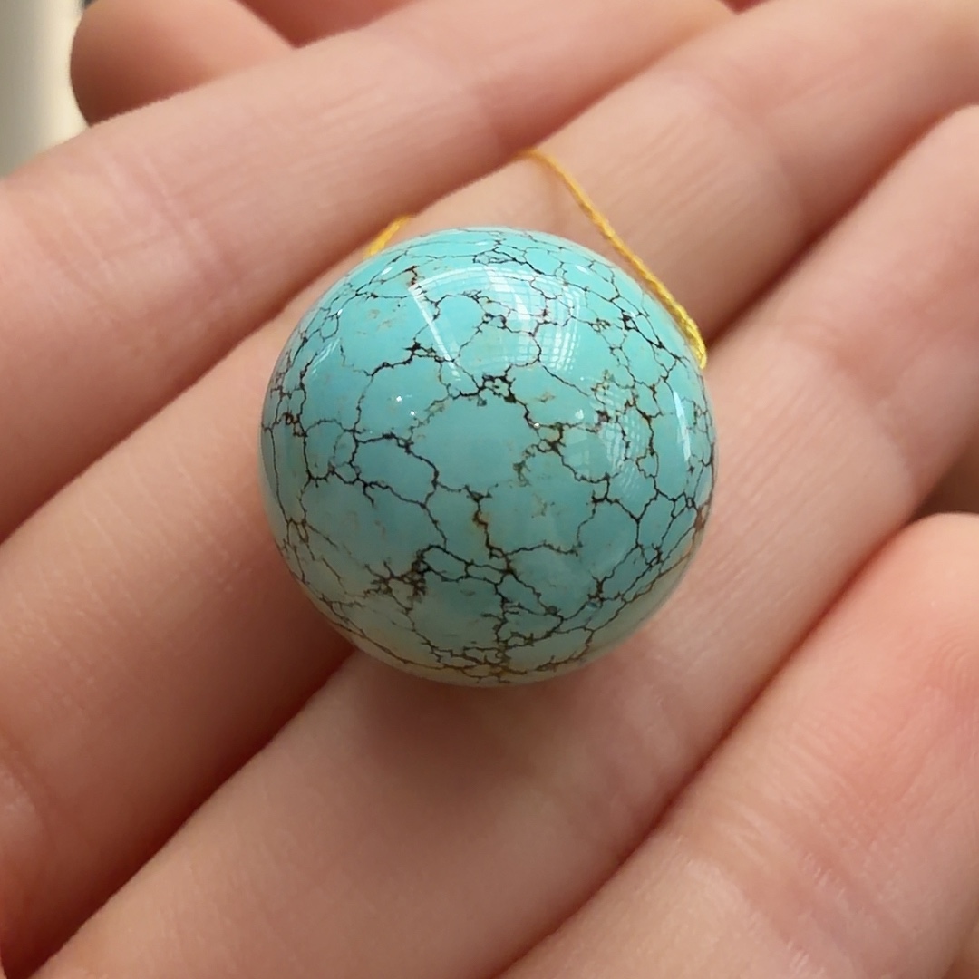 绿松石未镶嵌颈饰