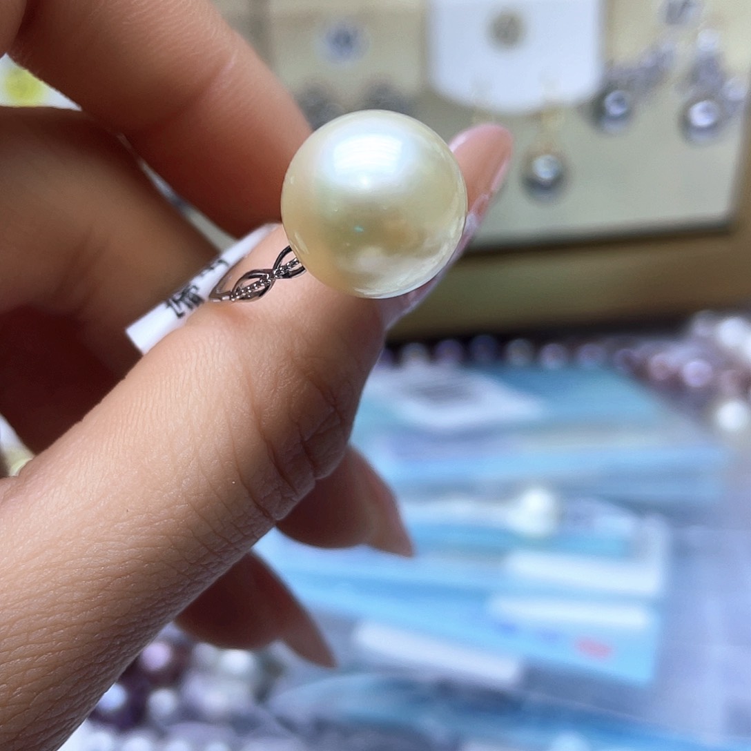 海水珍珠戒指18K金镶嵌