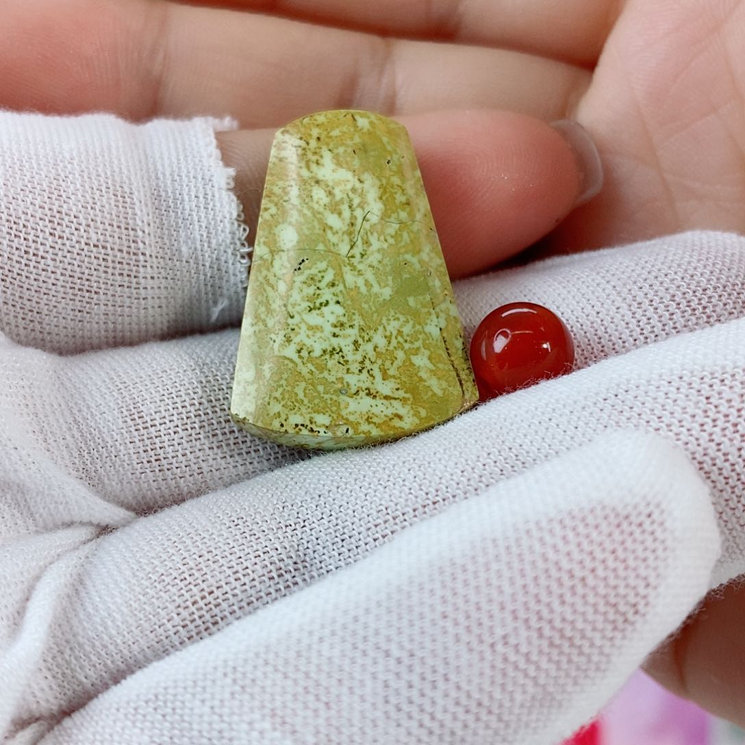 南红玛瑙珠宝奇石未镶嵌