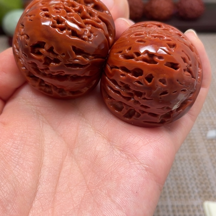 桃核把件光头楼文玩核桃41