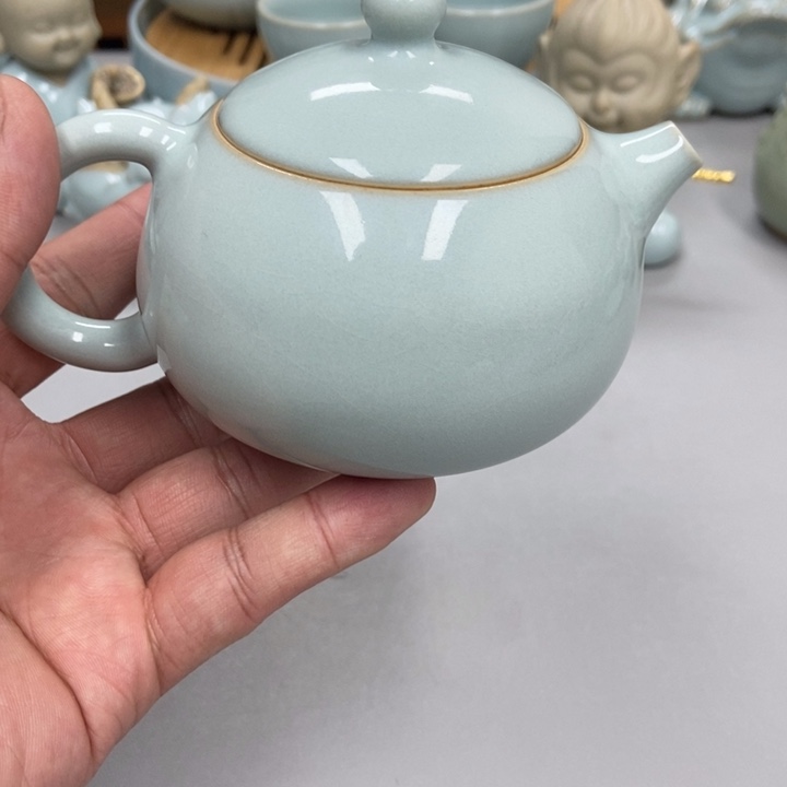 瓷时****力天青色赵琳老师西施壶