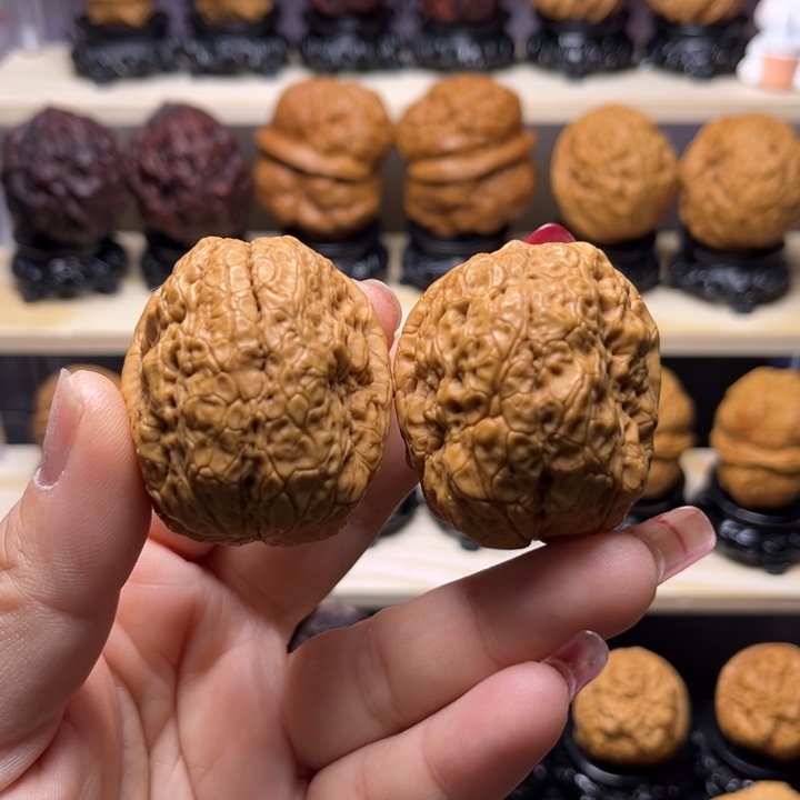 文玩核桃吊坠3w黄金蟾44尺