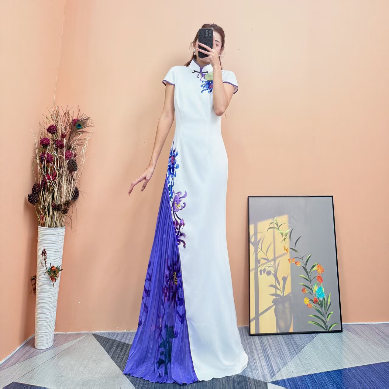 [依易原创]新中式气质冬菊刺绣拼接百褶修身改良旗袍裙E1219