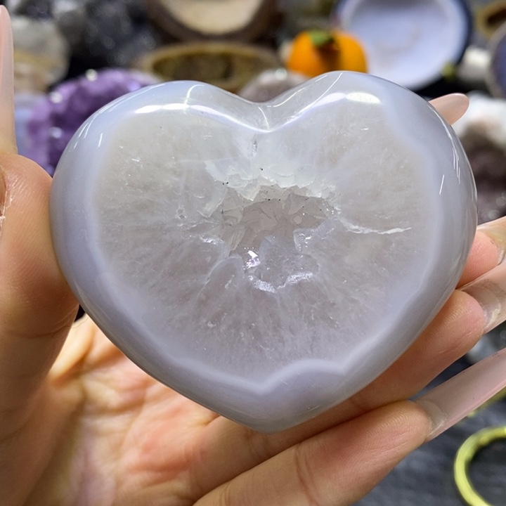 未镶嵌珠宝半成品水晶展**来蓝晶爱心