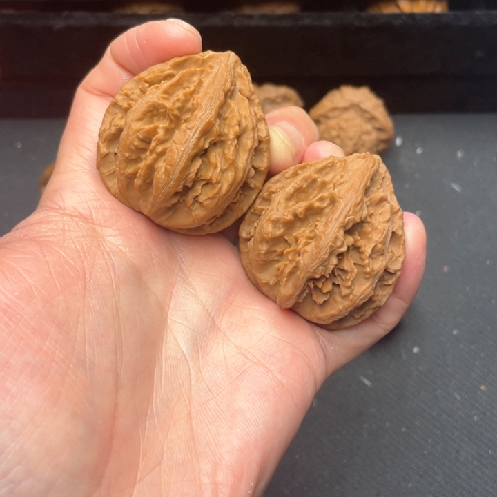 文玩核桃把件文玩城的小伙伴们都