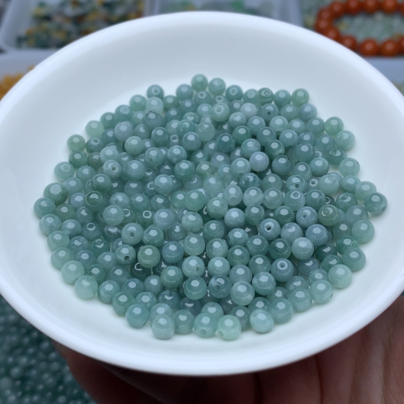 【闪购商品】翡翠手链未镶嵌卡4.7天空蓝100颗