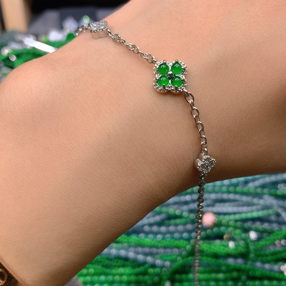 翡翠戒指未镶嵌天然翡翠