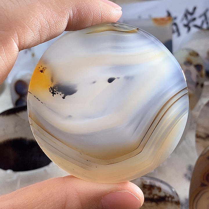 玛瑙/玉髓颈饰未镶嵌