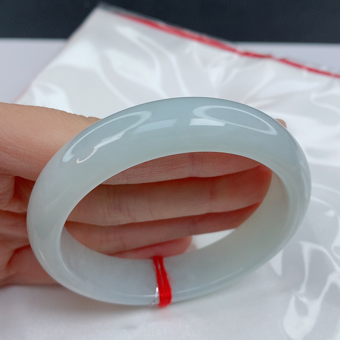 翡翠手镯未镶嵌54.5正圈