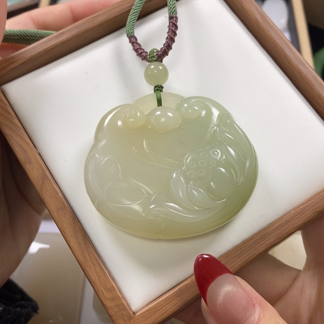 【闪购商品】和田玉吊坠未镶嵌