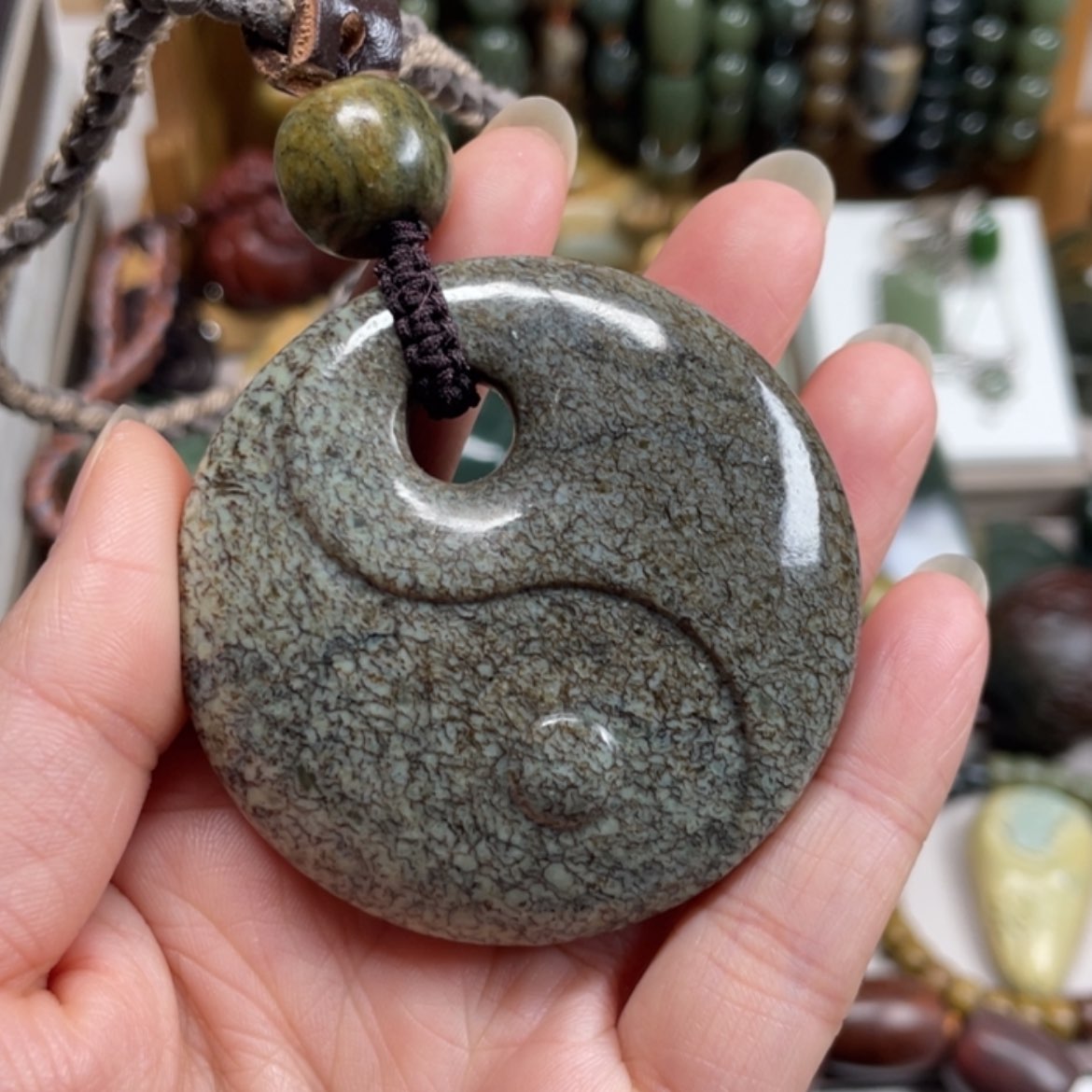 【闪购商品】岫岩河磨玉（透闪石质玉）手把件未镶嵌