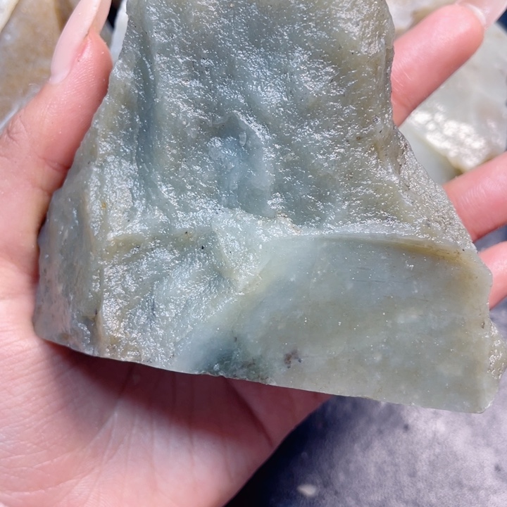 和田玉未镶嵌珠宝半成品