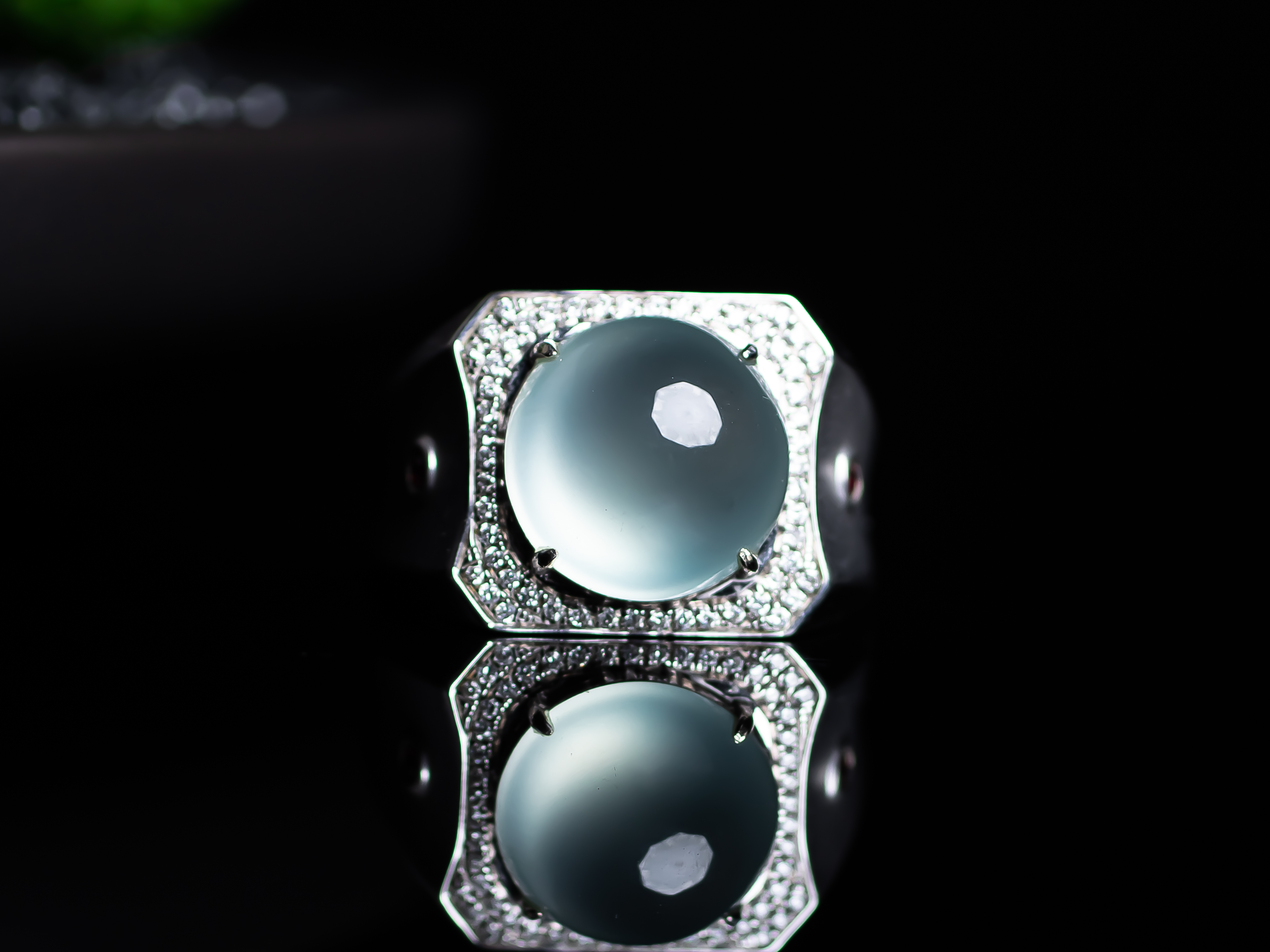 私人订制非定制价缅甸A货翡翠蛋面戒指大玻璃蛋面18K金镶嵌礼物