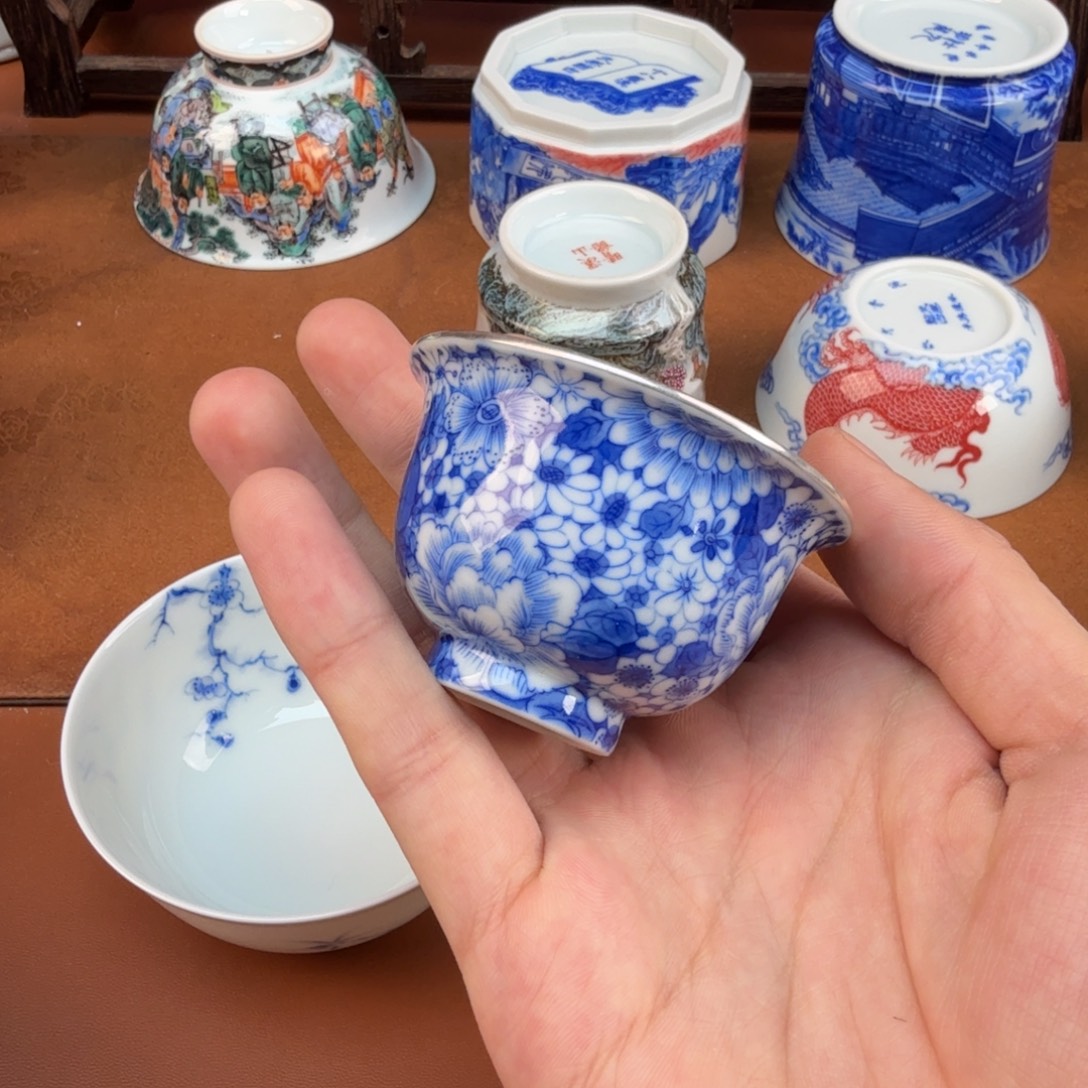 L***柜景德镇瓷器精品放漏