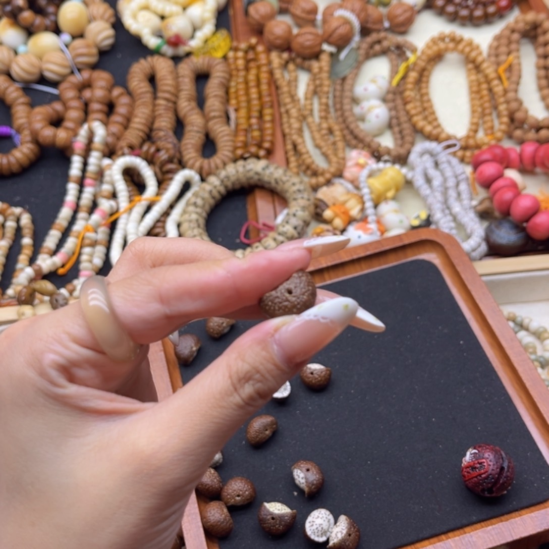 手串猴头核桃荔**冻补的差价