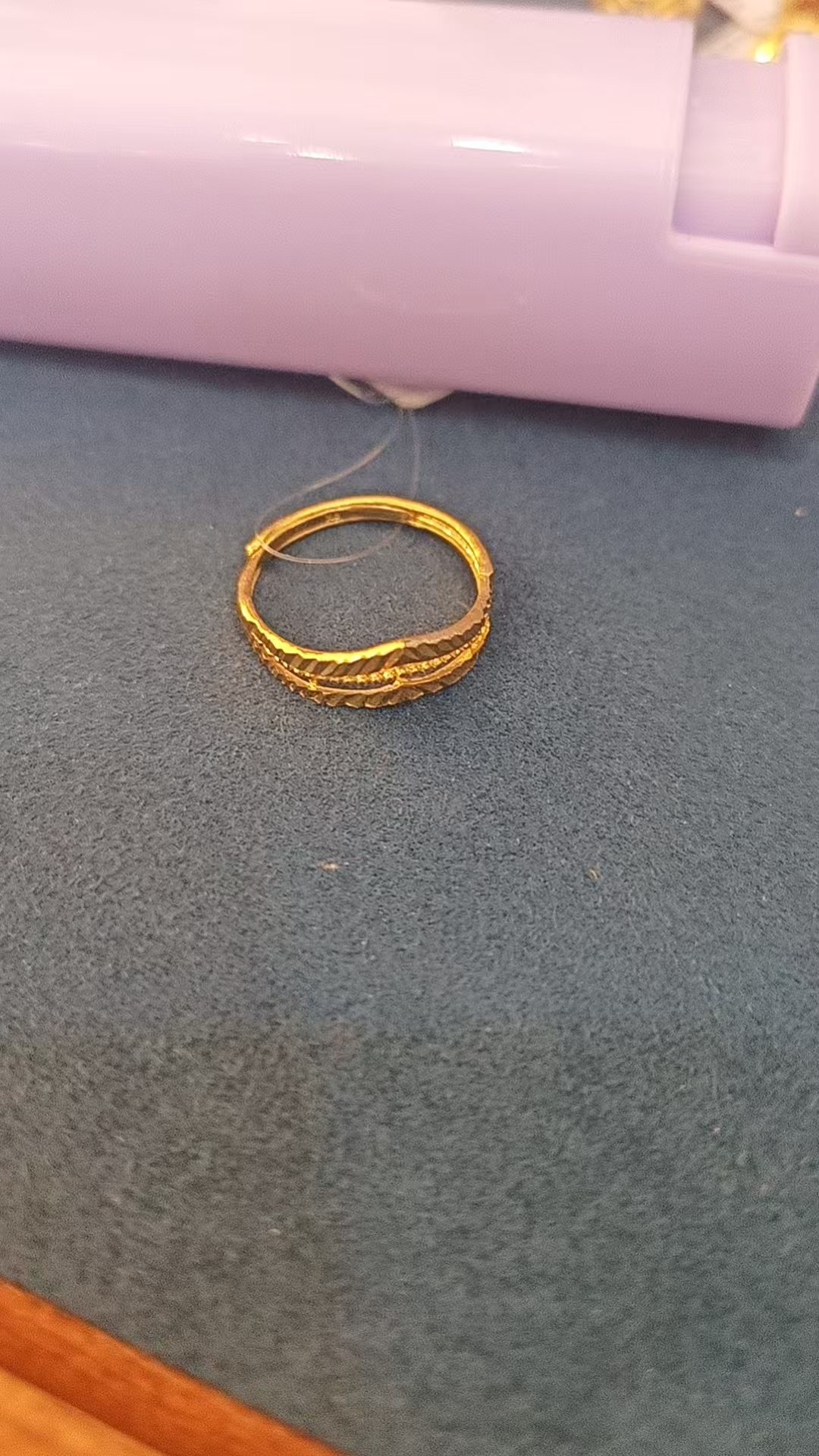 红飞珠宝足金戒指