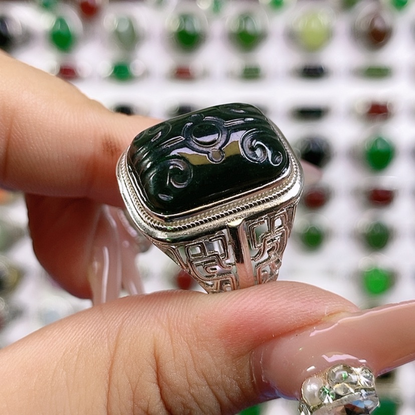 【闪购商品】银S925镶嵌戒指和田玉