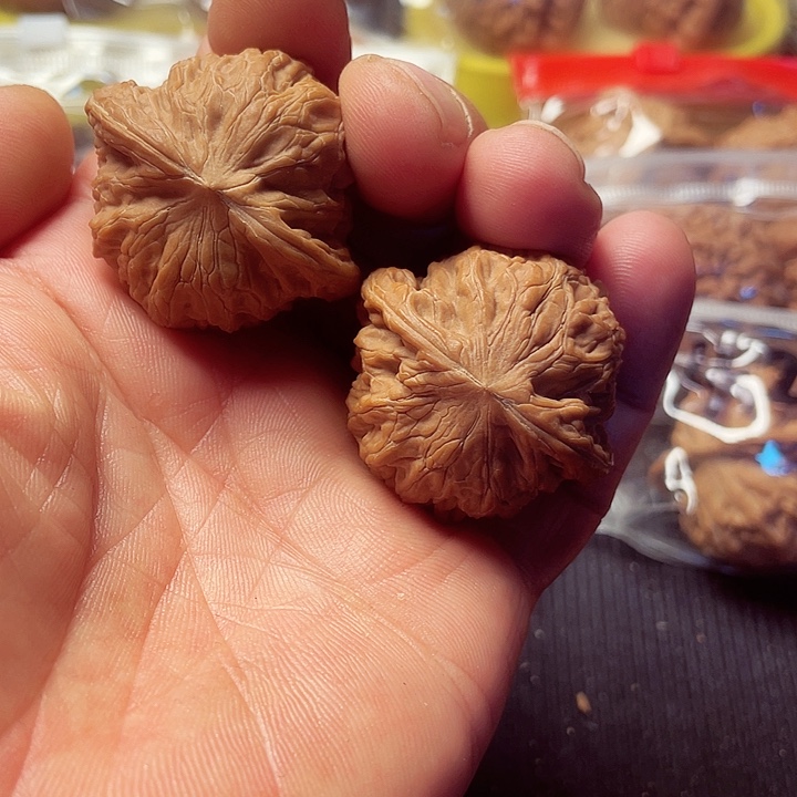 文玩核桃吊坠文玩