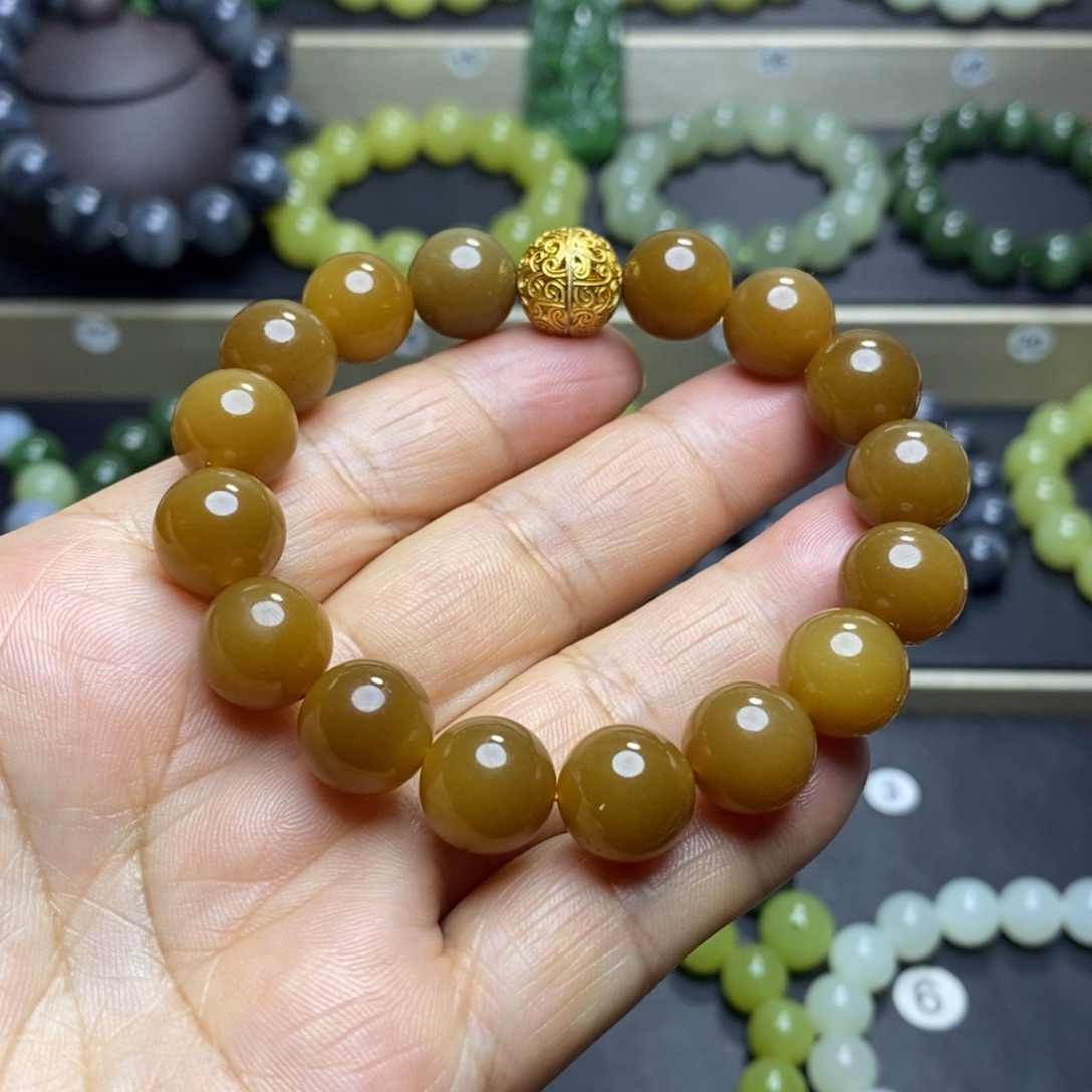 和田玉未镶嵌手串