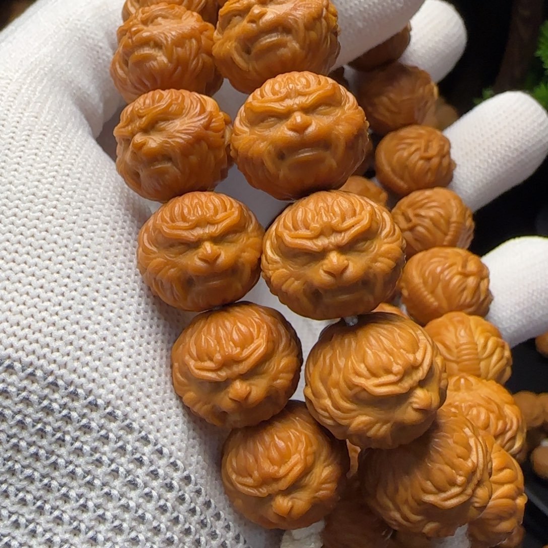 眼***哥猴头核桃吊坠猴头