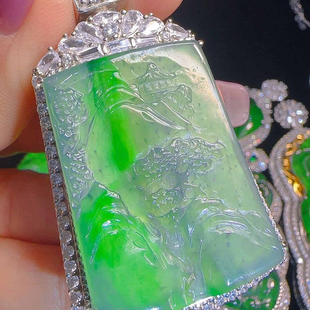 翡翠吊坠(赠链)银S925镶嵌