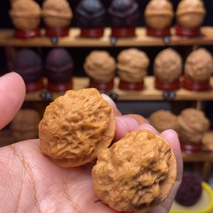 文玩核桃吊坠龙鳞15