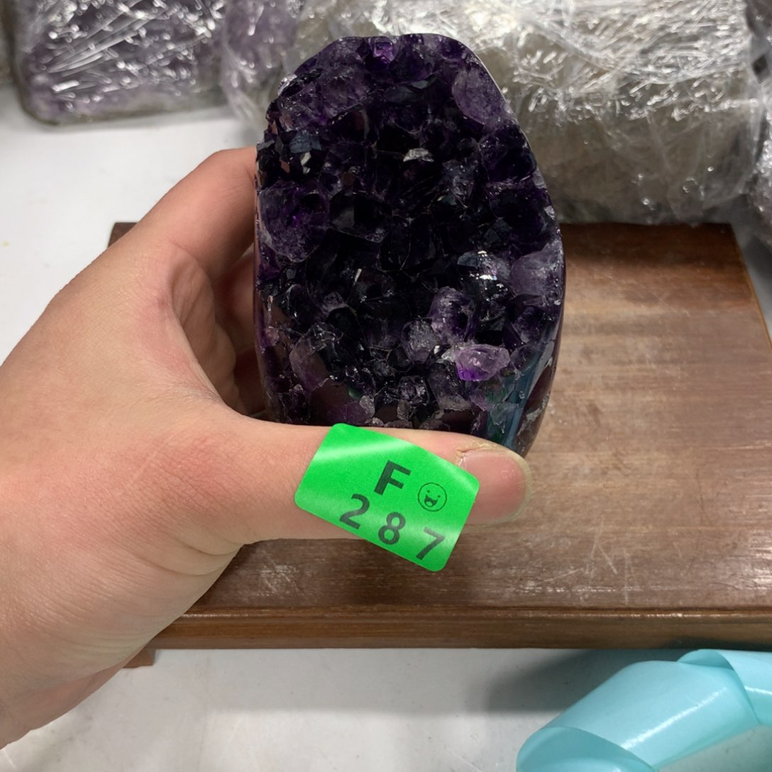 紫晶大型摆件（非配饰）未镶嵌