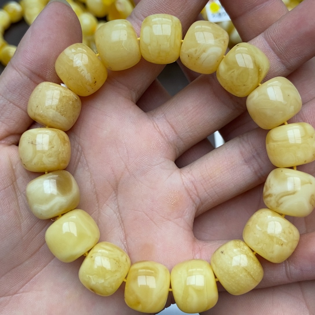 未镶嵌琥珀珠宝奇石4