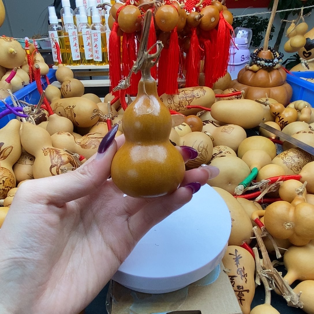 ****笑葫芦工艺美术作品