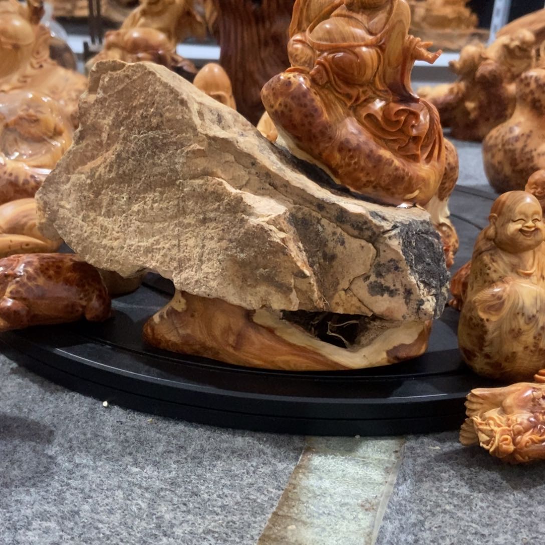 柏木（崖柏）心****雷抱石米勒