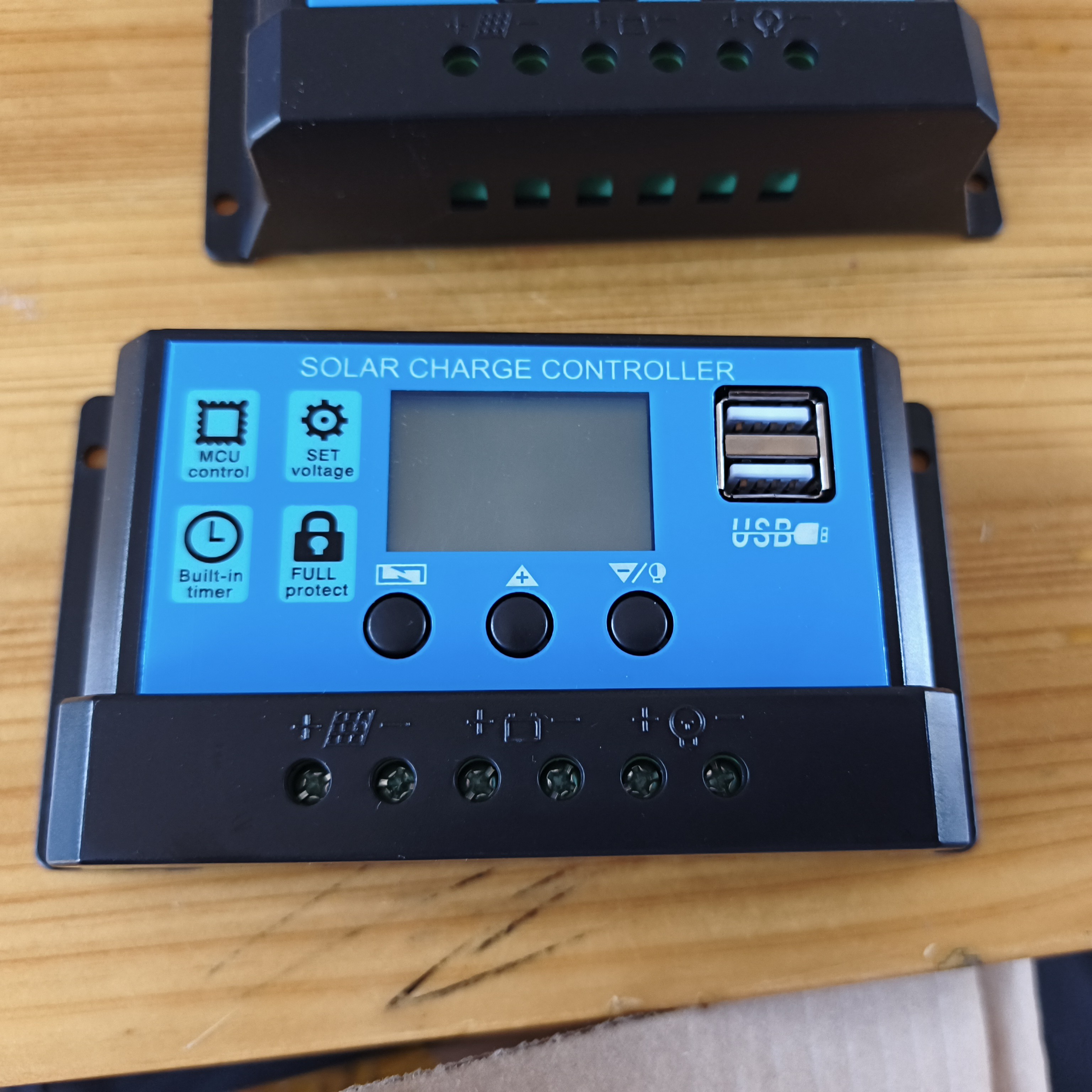 12-24伏 30a自动识别款通用