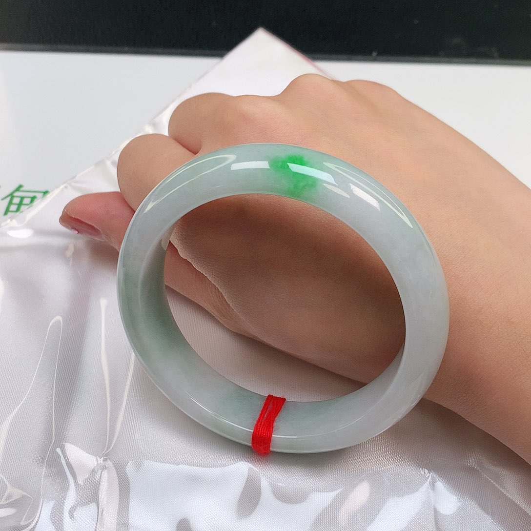 翡翠手镯未镶嵌天然翡翠A货411