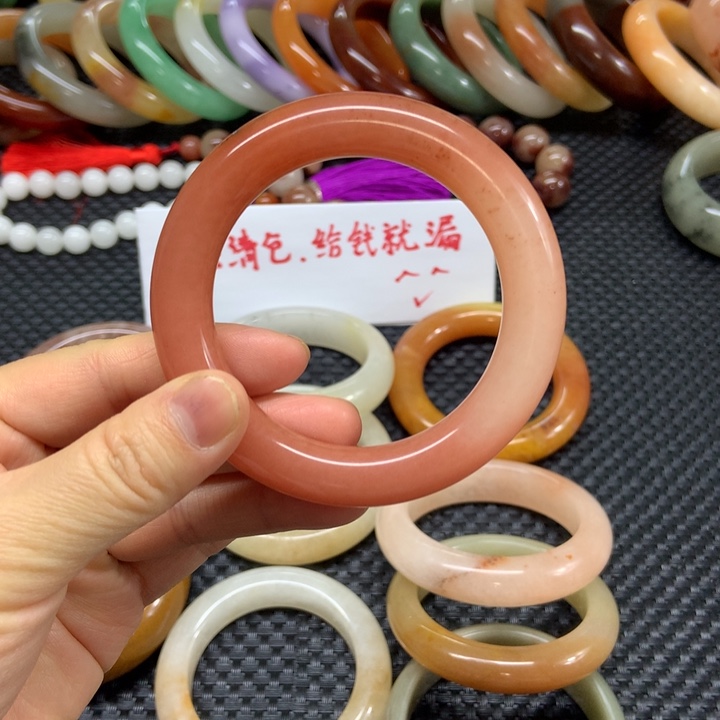 石英质玉未镶嵌手镯