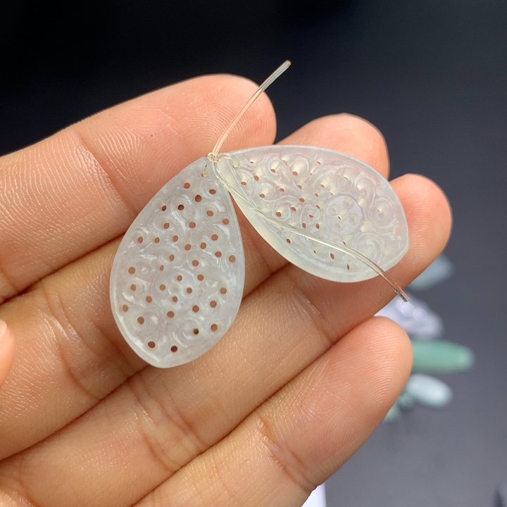 定制翡翠未镶嵌耳环