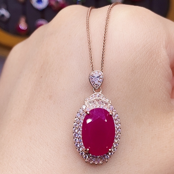 银S925镶嵌红宝石颈饰