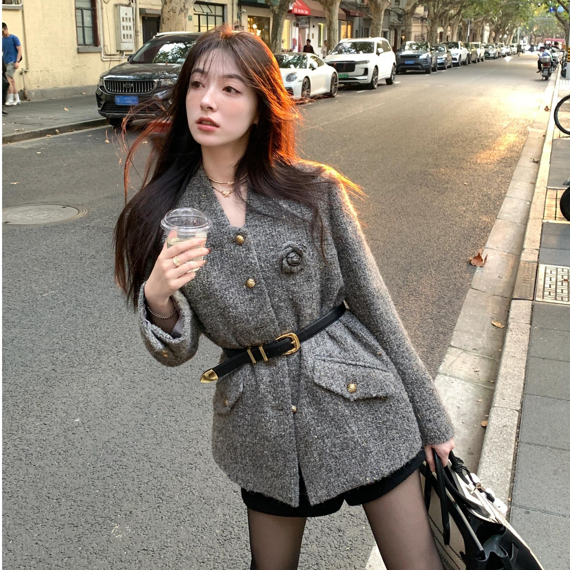 秋外套女款高端大气上档次2025新款高级感气质粗花呢收腰毛呢外套