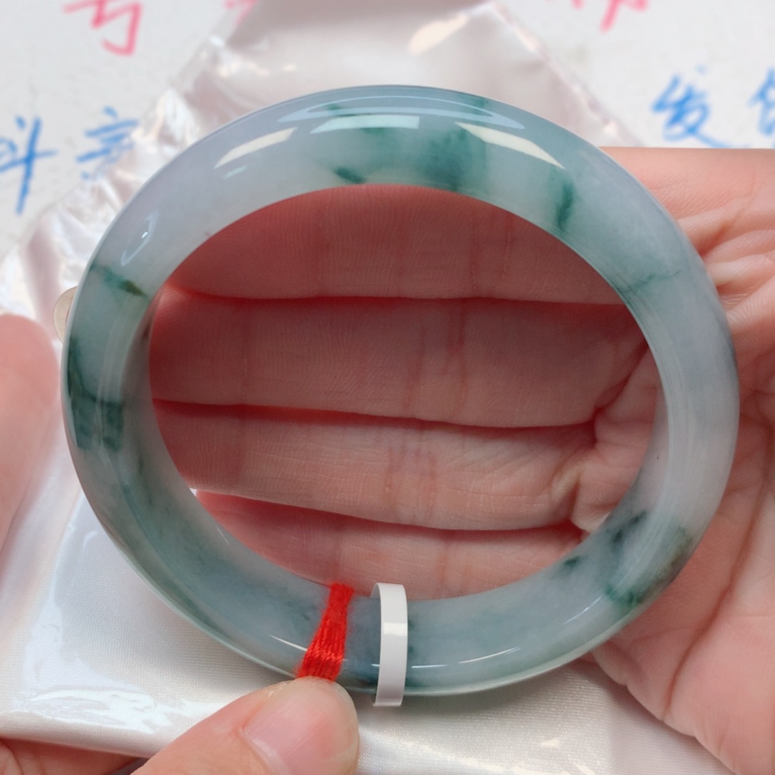 翡翠手镯未镶嵌59.7圈 蓝底飘蓝花 水墨画意境