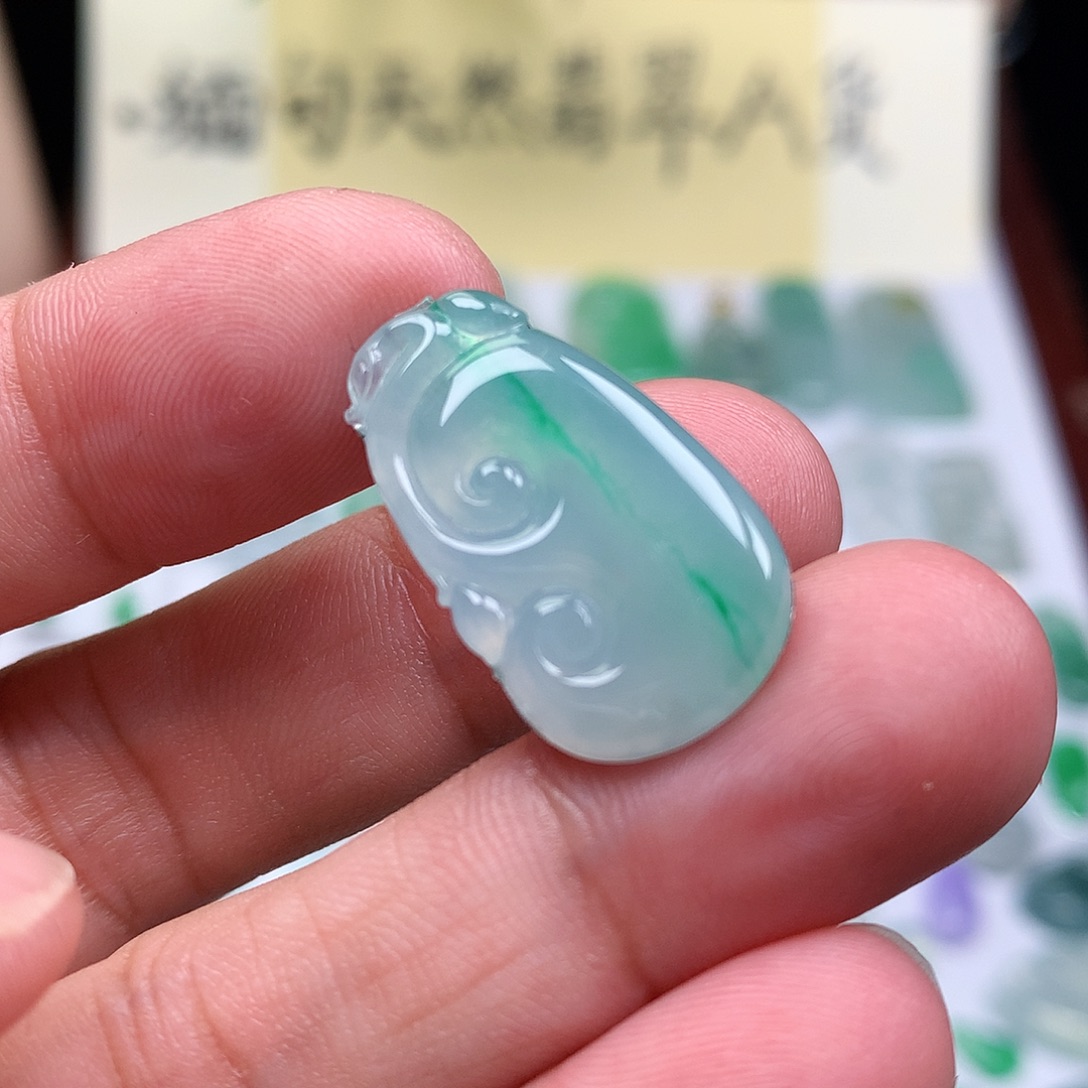 翡翠裸石缅甸天然A货翡翠冰种如意