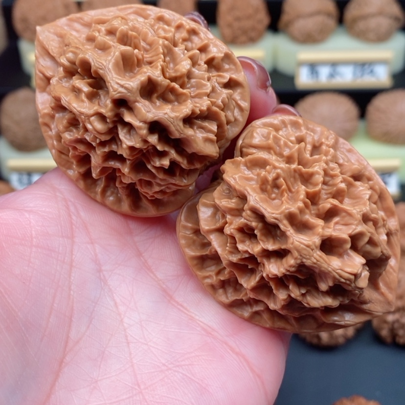 【闪购商品】文玩核桃吊坠泊*帝王