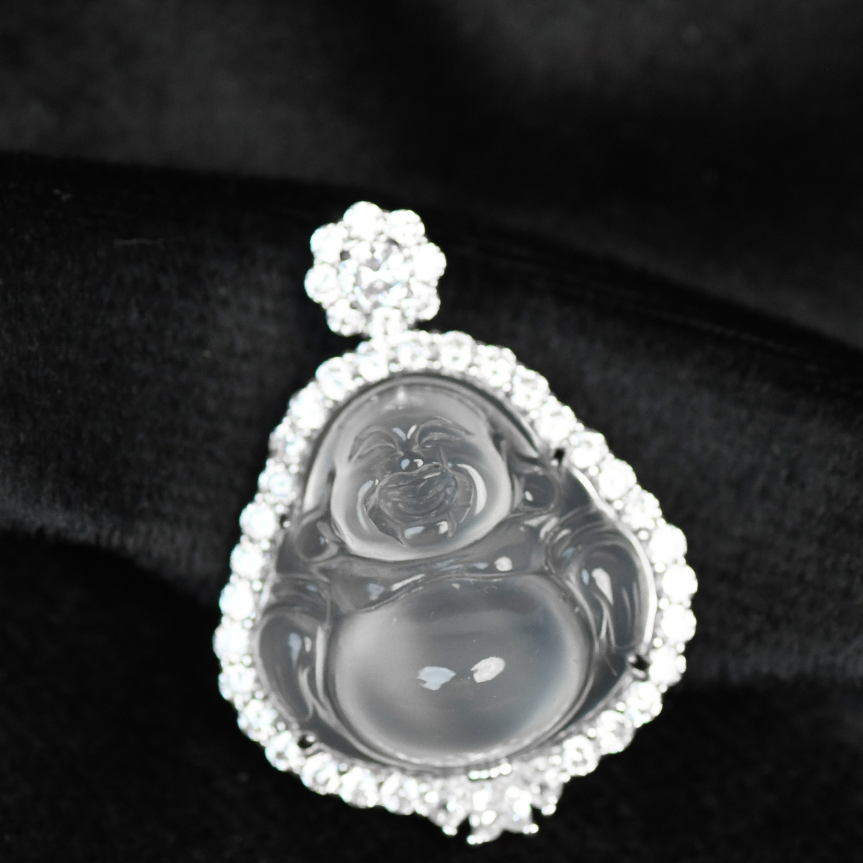 YS081*S925银镶天然高冰玉髓佛公吊坠