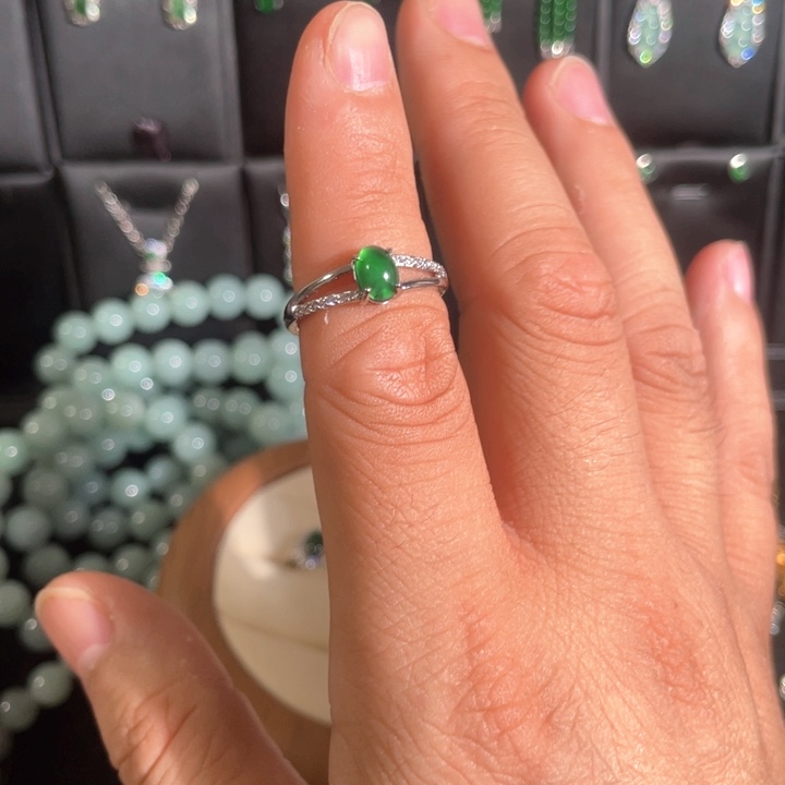 翡翠未镶嵌戒指天然