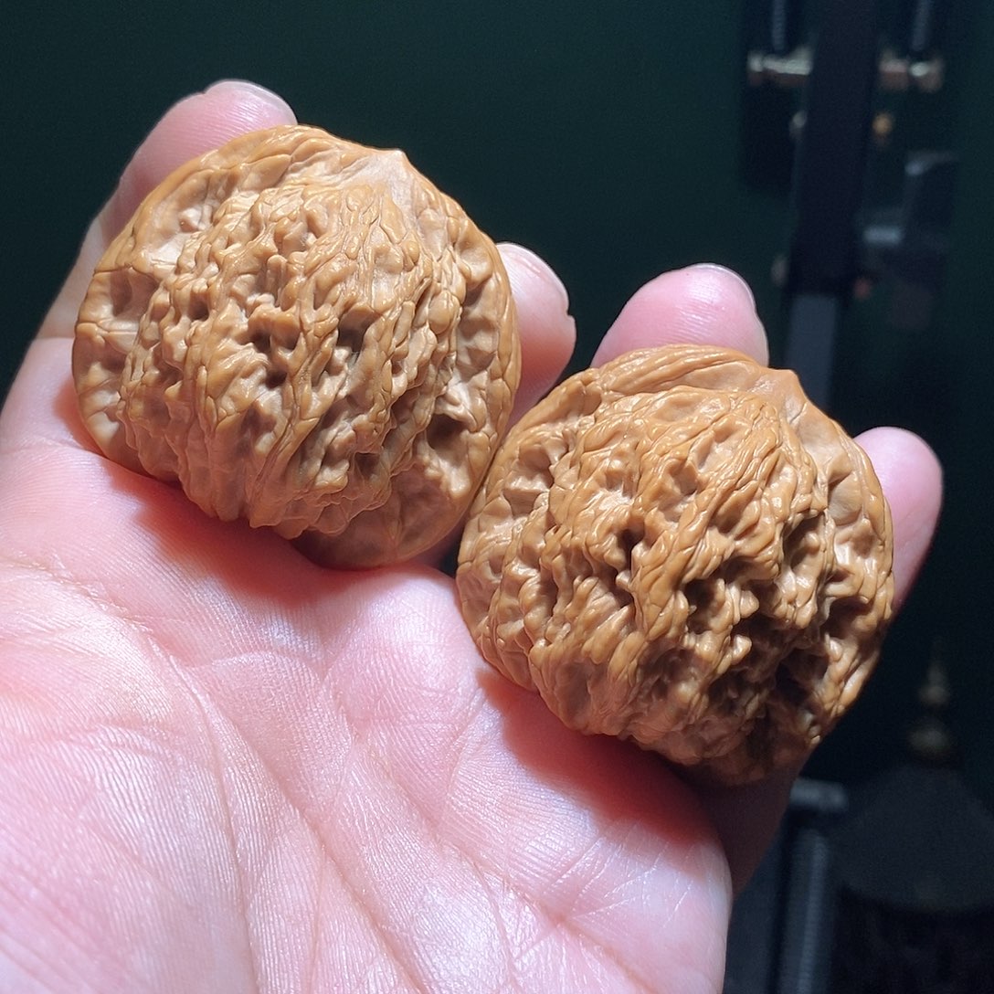 文玩核桃把件44虎头全品