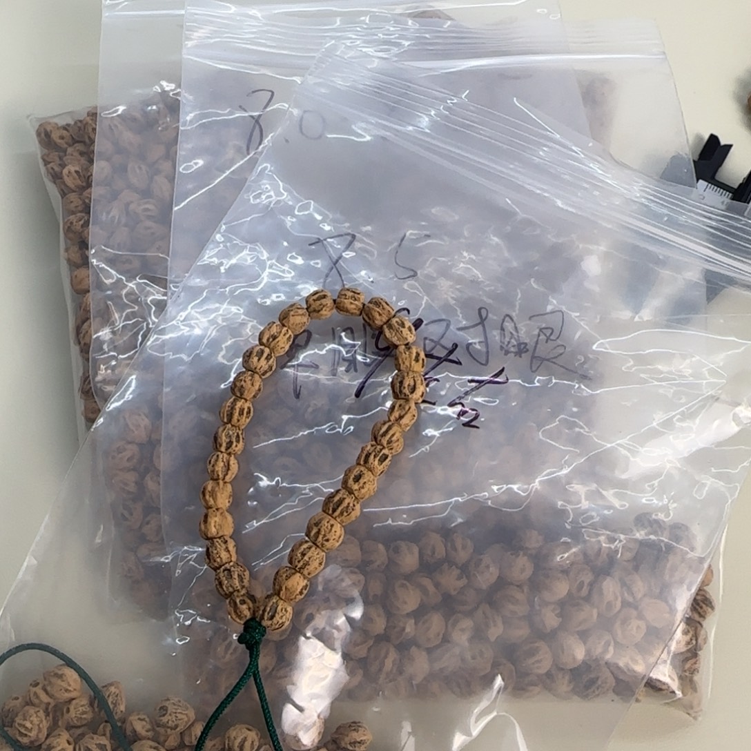 金刚菩提吊坠百香籽手串