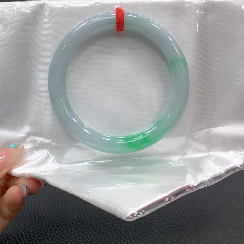 【闪购商品】翡翠手镯未镶嵌翡翠