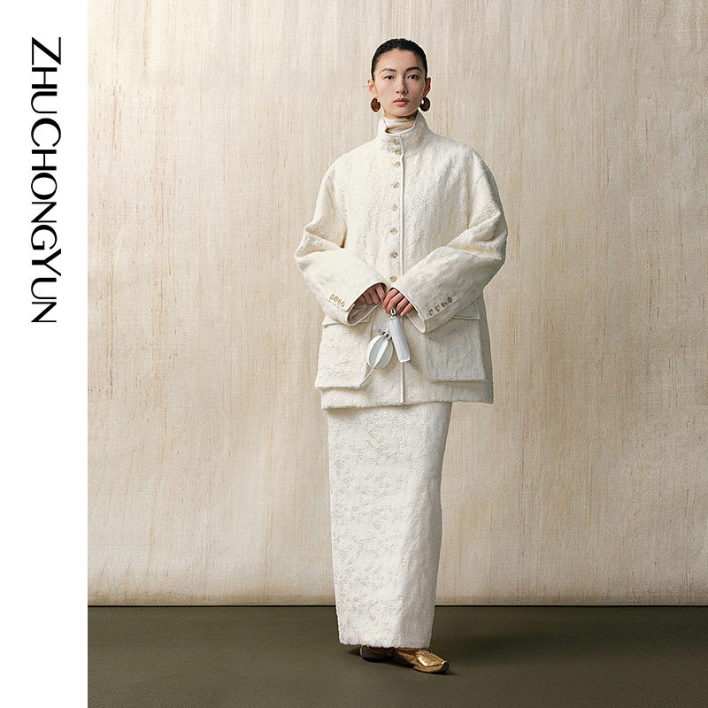 ZHUCHONGYUN春诗意温柔花稿米白立领气质大口袋宽松外套C1FZ10148