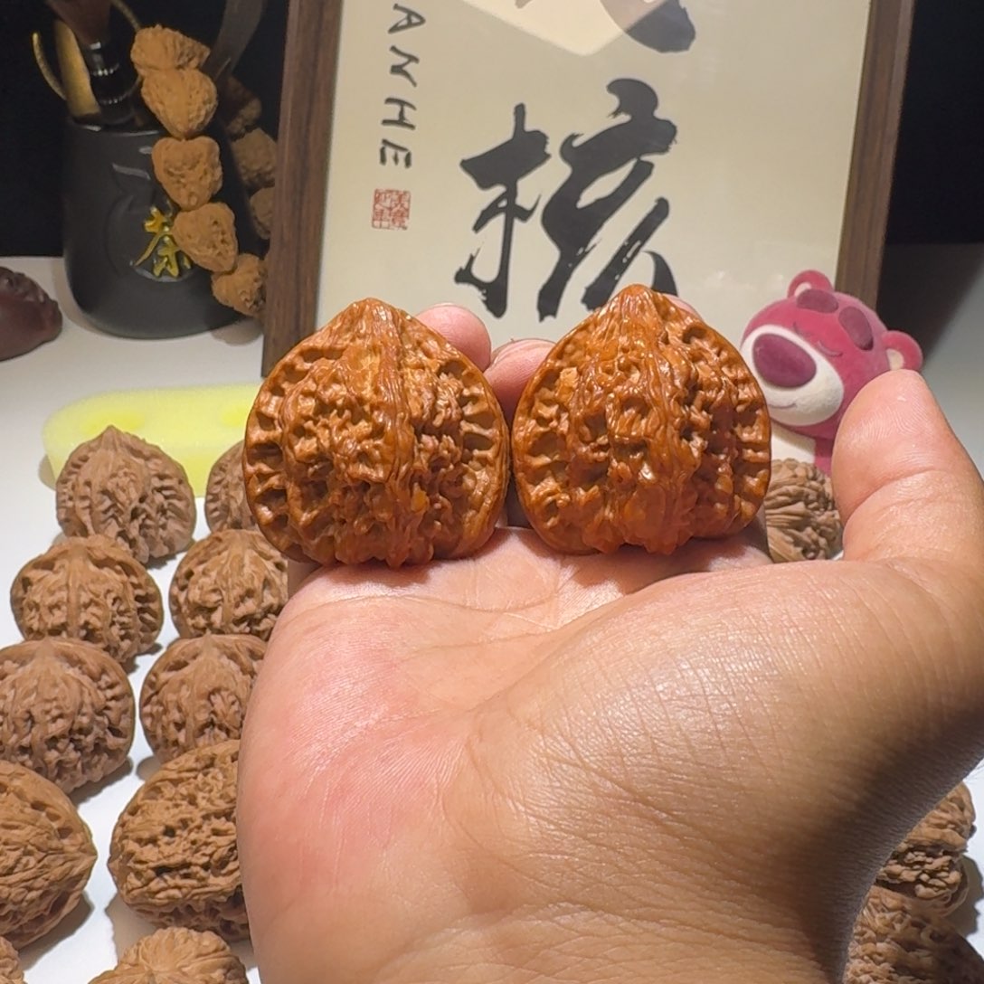 ****身吊坠文玩核桃43尺寸原树火焰马蹄