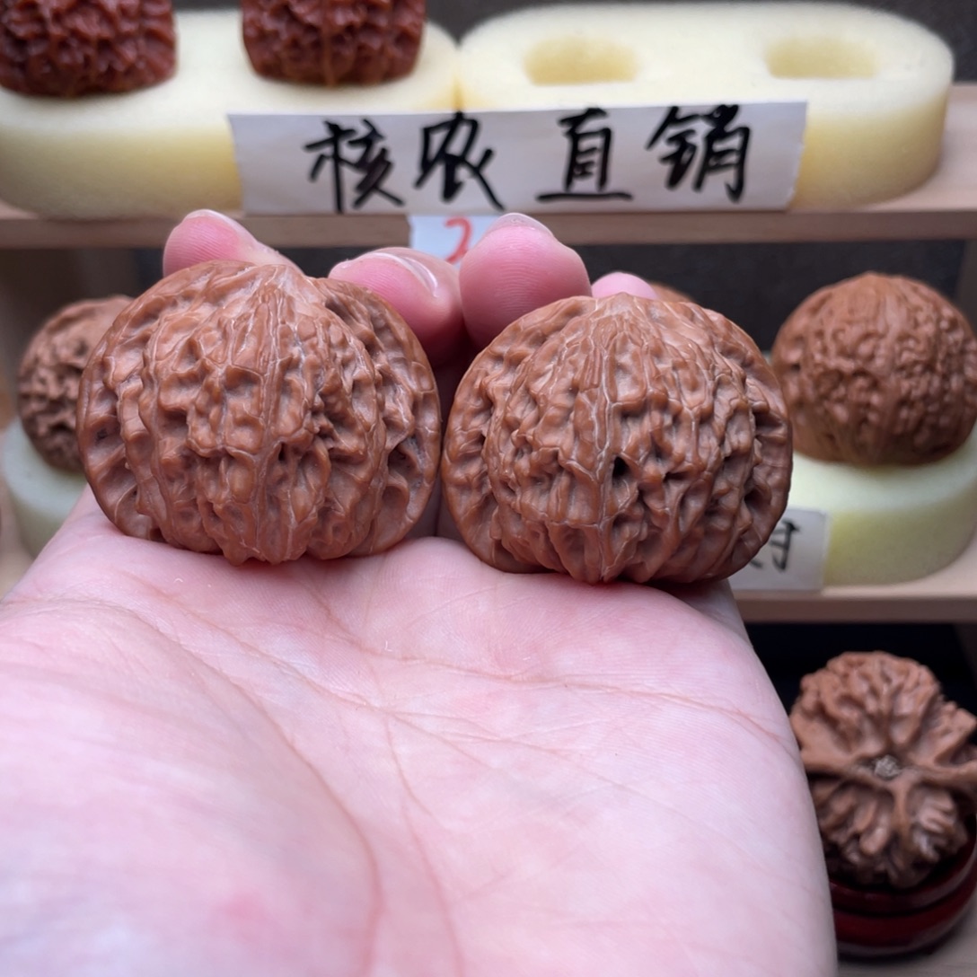 吊坠文玩核桃正磨头货43➕